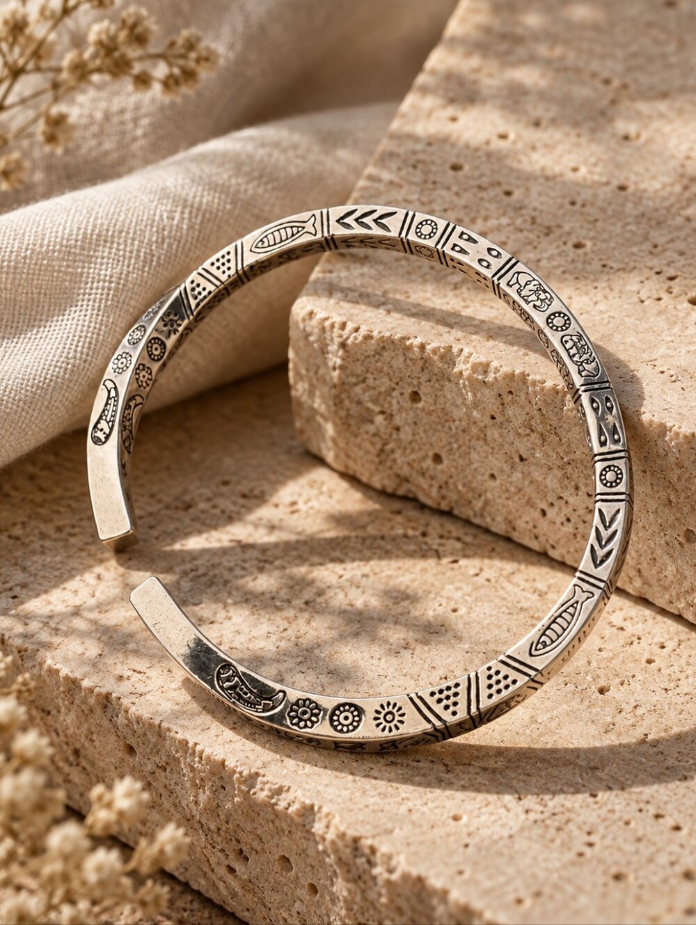 925 Sterling Silver Mobius Loop Bracelet, Open Cuff, Unisex